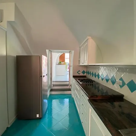 Casa Emilia Procida